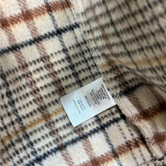 Fall Plaid Jacket - Picture 4 of 4